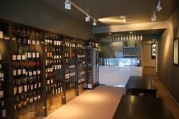 INCOMUM WINE GALLERY