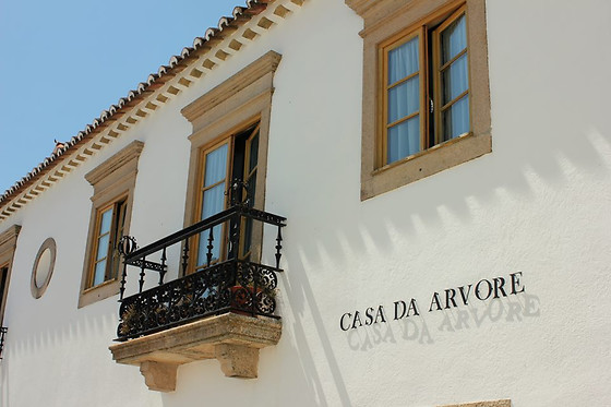Uma noite em quarto duplo/twin com pequeno almoço em Casa da Árvore em Marvão (Portalegre)