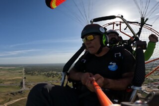 Voo de paratrike para 1 | Fly Lisbon Paragliding - Costa da Caparica