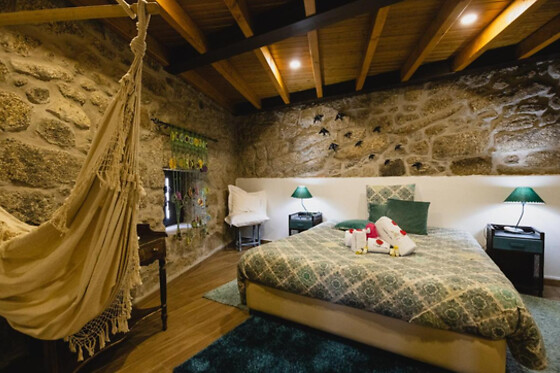 Uma noite em Casa Medieval com pequeno-almoço para 2 em Cantinho da Ana em Sortelha (Guarda)