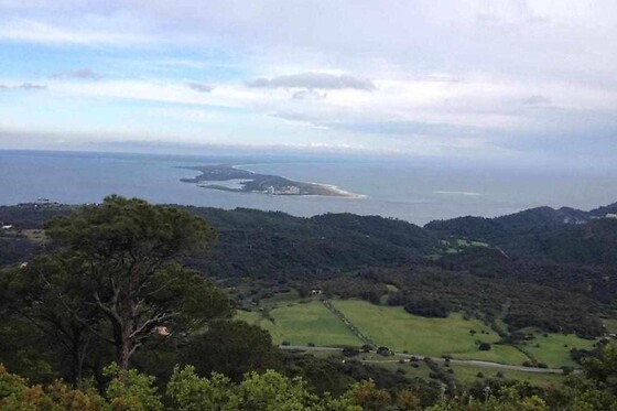 Uma noite em Eco-Villa com pequeno-almoço para 2 em Biovilla em Palmela (Setúbal)