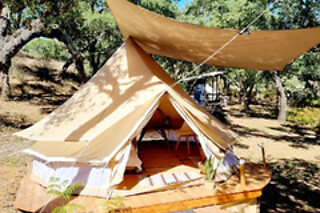 Uma noite em Tipi com pequeno-almoço para 2 em Monte Amadia em Aldeia do Cano (Setúbal)