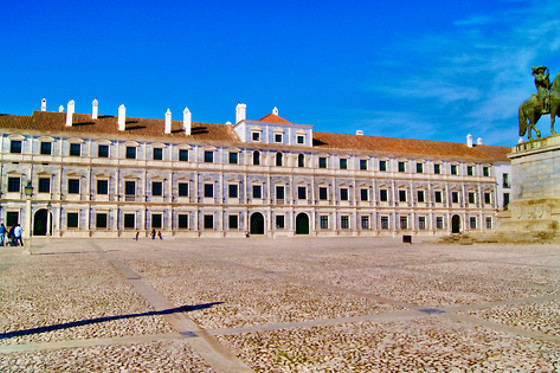 Passeio por Vila Viçosa para 2 | Rota do Mármore AE em Évora