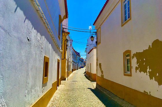 Roteiro do Património Histórico e Arquitetónico de Estremoz para 2 | Rota do Mármore AE em Évora