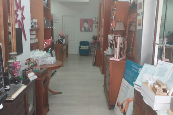 THE BEAUTY SHOP AND MORE... - photo 3