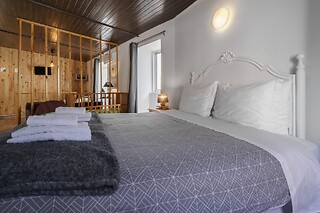 Uma Noite em Apartamento para 2 | Casa da Anita, Torres Novas (Santarém)
