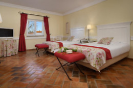 CASA DAS ANDORINHAS