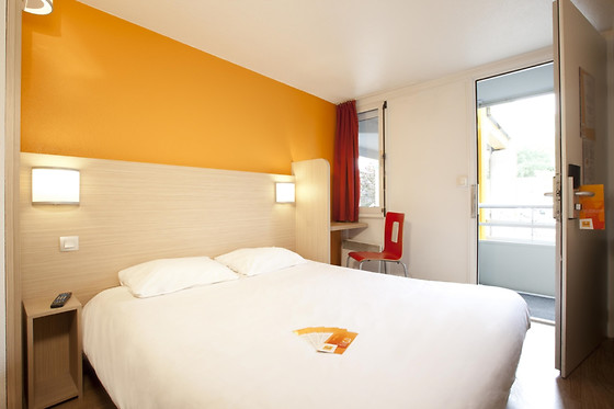 Hôtel Premiere Classe Clermont Sud Aubière - photo 1