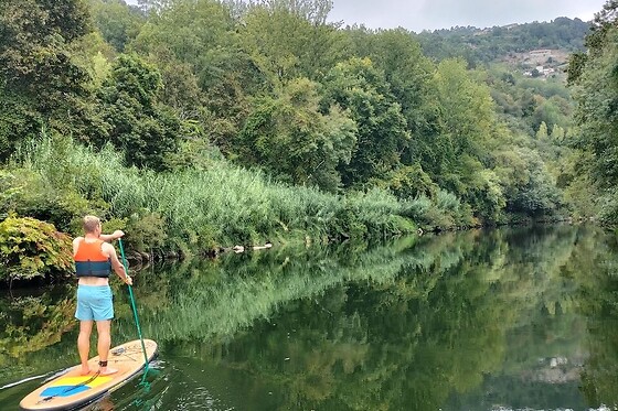 Passeio de stand up paddle pelo rio Paiva para 1 com a Supbuddypt em Souselo (Viseu)
