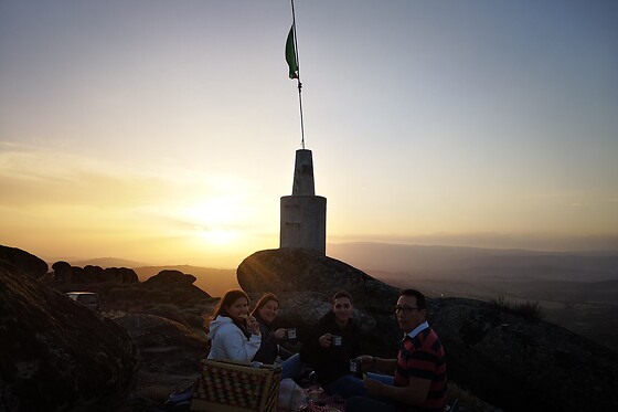 Piquenique ao Pôr do Sol para 2 em Beir'aja em Penamacor (Castelo Branco)