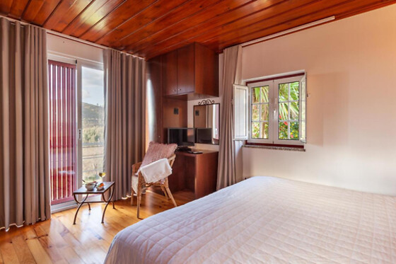 Uma Noite em Quarto Duplo c/ Pequeno-Almoço + Degustação para 2 | Casa do Rancho - Turismo Rural, Paranhos (Braga)