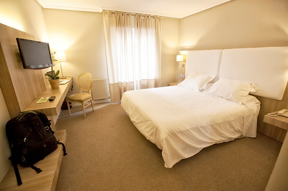 HOTEL LOS LAGOS NATURE - photo 1