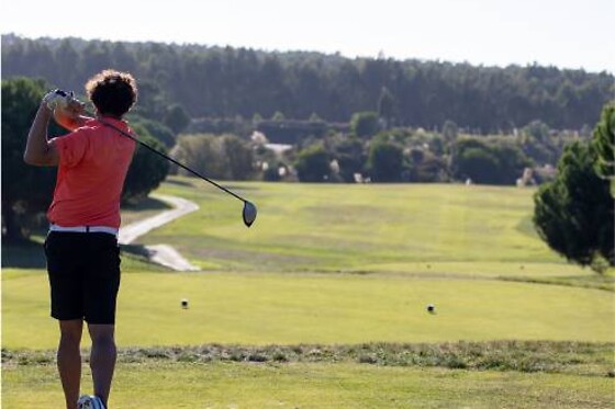 Aula de golfe | 1 pessoa - 30 min | Bom Sucesso Resort***** - Óbidos (Leiria)
