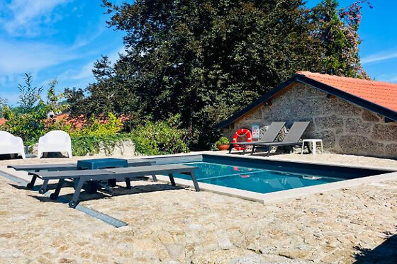 Enoturismo a 2 na Villa Seara | 1 noite em quarto duplo com prova de vinho e tapas | Celorico de Basto