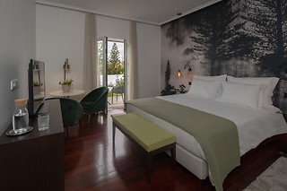 Uma noite em quarto duplo com pequeno-almoço para 2 em Senhora da Rosa Tradition & Nature Hotel em Ponta Delgada (Açores)