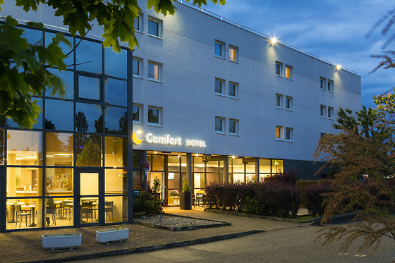 Comfort Hotel Aeroport Lyon St Exupery - photo 9