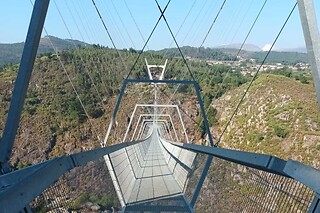 Tour às Aldeias do Xisto e Ardósia com visita à Ponte 516 e aos Passadiços para 2 em Corga Tours em Arouca (Aveiro)