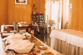 Uma noite com pequeno-almoço para 2 | Alentejo Star Hotel**** - Beja