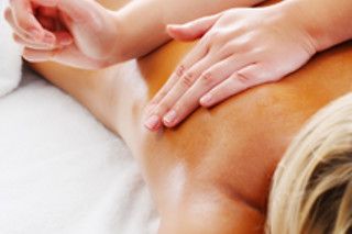 Uma massagem terapêutica Shiatsu para 1 em HaloNature em Pinhal Novo (Setúbal)
