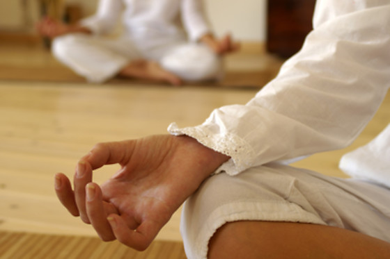 Aula de Yoga em grupo | ACNI - Associação Cultural Novas Ideias em Setúbal