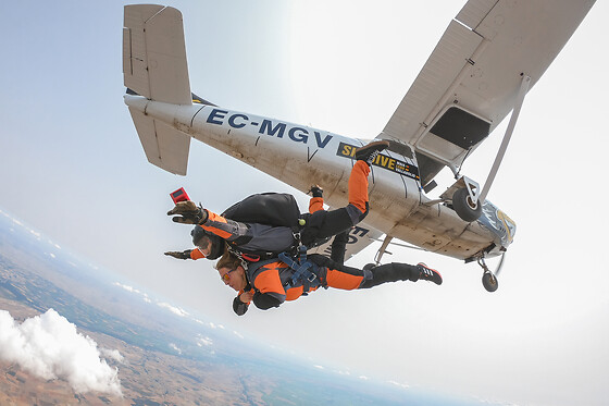 SKYDIVE LEÓN - photo 2
