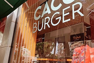 Gourmet Card para 2 no restaurante Caco Burguer | Benfica (Lisboa)