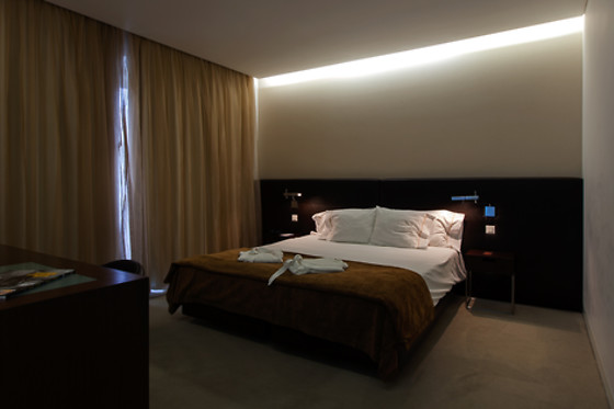 Uma noite em quarto duplo com pequeno-almoço para 2 em Hotel Jerónimos 8**** (Lisboa)