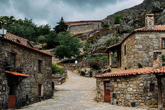 Uma visita noturna às Gravuras Rupestres para 1 em Just Go (Guarda)