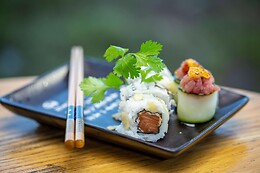 MÚA HITO SUSHI LOUNGE