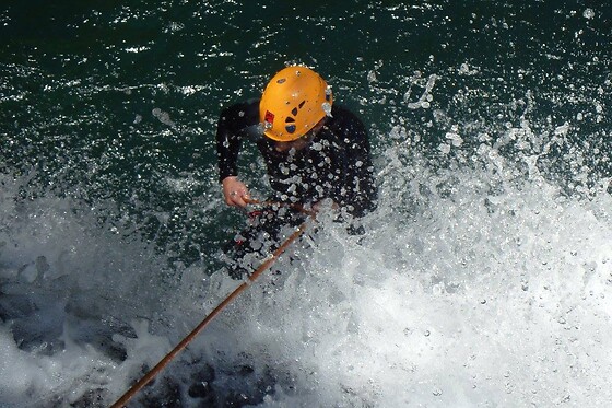 Canyoning no Arouca Geopark | Para 2 - 6h | Clube do Paiva