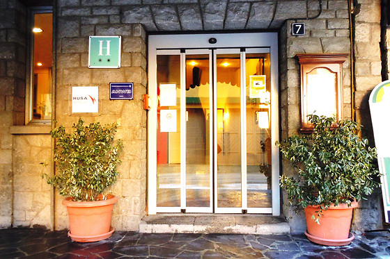 HOTEL UROGALLO - photo 2