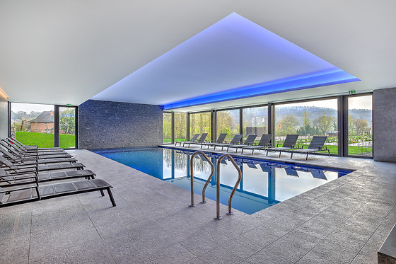 R hotel experiences - photo 17