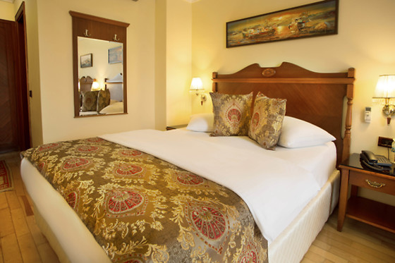 Hotel Empire Palace - photo 8