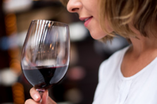 Apresentação + Visita Guiada + Degustação de Vinhos para 2 | Manzwine, Mafra (Lisboa)