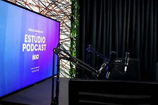 Estúdio completo para Gravação de Vídeo | 1 pessoa - 1h | Mio Lisboa Estúdio (Beato, Lisboa)