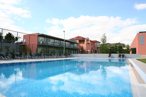 Uma noite em quarto duplo com pequeno-almoço para 2 em Quinta da Cruz Hotel Rural & Spa**** em Vila Meã (Porto)