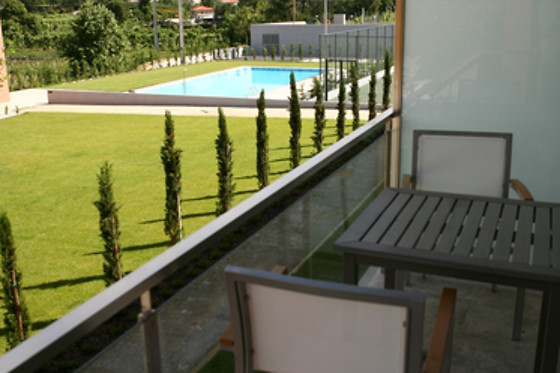 Uma noite em quarto duplo com pequeno-almoço para 2 em Quinta da Cruz Hotel Rural & Spa**** em Vila Meã (Porto)