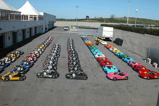 Aluguer individual de kart 4T( 270cc) para 1 em Kiro - Kartódromo do Oeste em Bombarral (Leiria)