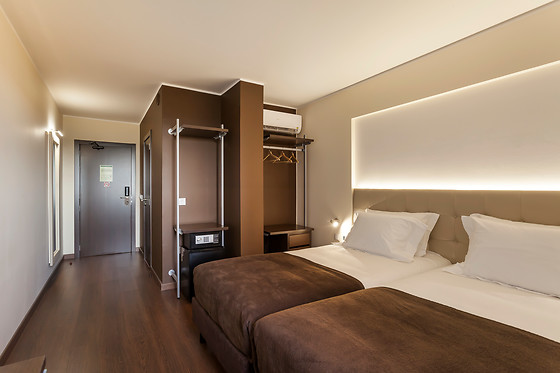 Uma noite em quarto duplo com pequeno-almoço e um jantar para 2 em In Gold Hotel & Spa**** em Águeda (Aveiro)