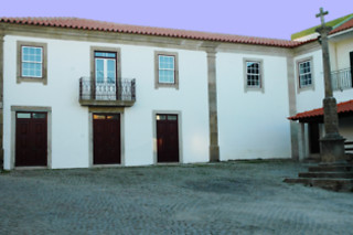 Duas noites em Casa em Pedra com pequeno-almoço para 2 em Casa dos Lagares de Vara e Pedra em Vilas Boas (Bragança)