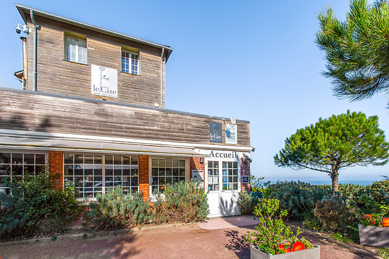 Hotel The Originals Le Cise - photo 0