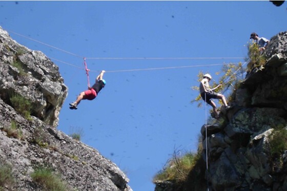 Rappel ou Escalada na Lousã com a DNA | Para 1 pessoa