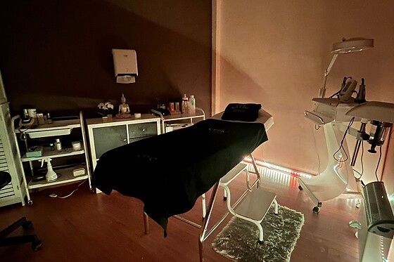 Manicure e pedicure para 1 em AMC Estética em Vila Pouca de Aguiar (Vila Real)