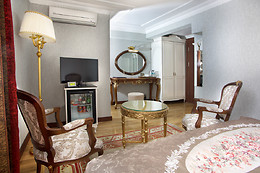 Hotel Empire Palace
