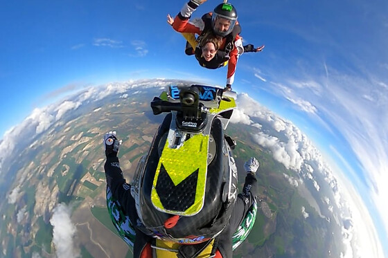 I JUMP SKYDIVE PURA VIDA - photo 2