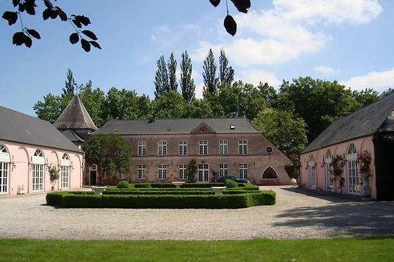 Chateau Bagatelle - photo 10