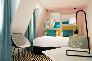 1 Noite em Quarto Duplo c/ Pequeno-Almoço para 2 | Hôtel Haussmann Saint-Augustin, Paris (França)