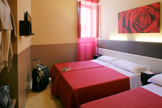 Hotel Properzio - photo 2