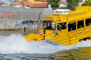 Um passeio turístico em anfíbio para 2 em Porto Duck Tours em Vila Nova de Gaia (Porto)