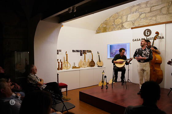 Sessão de Fado para 2 | Casa da Guitarra no Porto